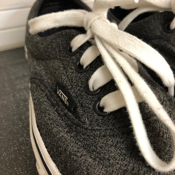 Grey Vans lace up sneakers: unisex - Picture 3 of 6